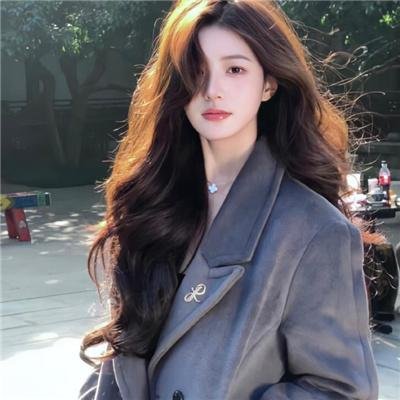 她和她的她